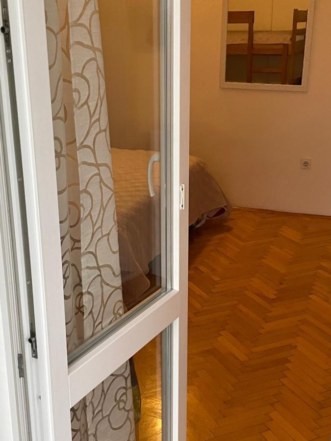 Diana Rooms And Apartments Стариград-Пакленица Экстерьер фото